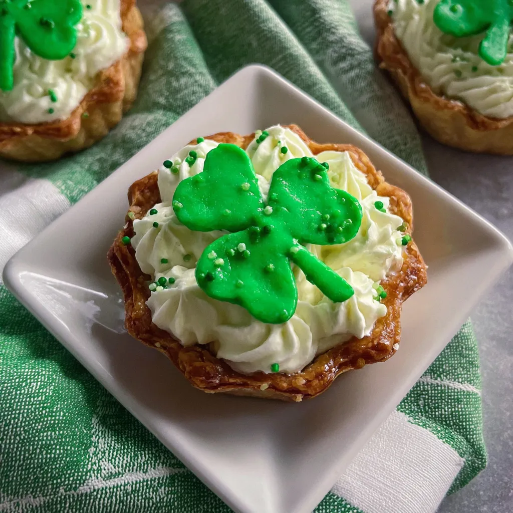 Shamrock Tarts – St. Patrick’s Day Dessert